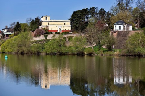 Pompejanum on the high banks of the Main