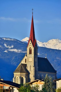 Herz-Jesu-Pfarrkirche Church