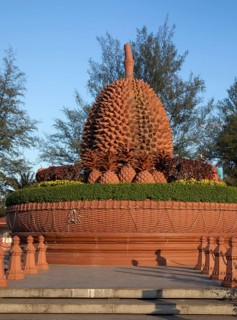 Durian monument