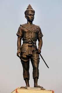 Monument of King Mangrai