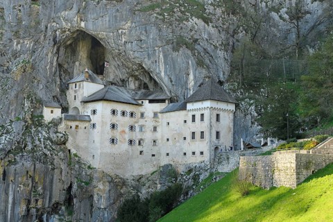 Cave castle Lueg
