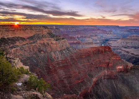 Gorge of the Grand Canyon at sunset