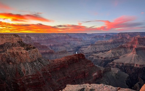 Gorge of the Grand Canyon at sunset