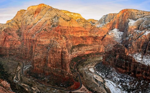 View from Angels Landing Trail in to Big Bend