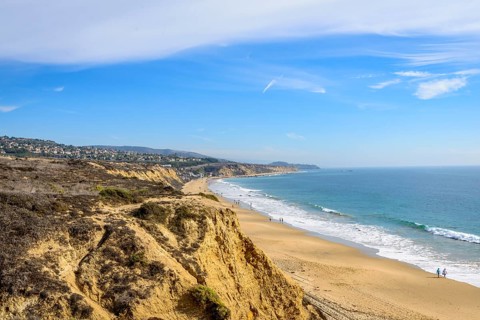 View of the sandy beach from Vista Point