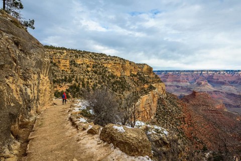 Hiking trail down into the Grand Canyon