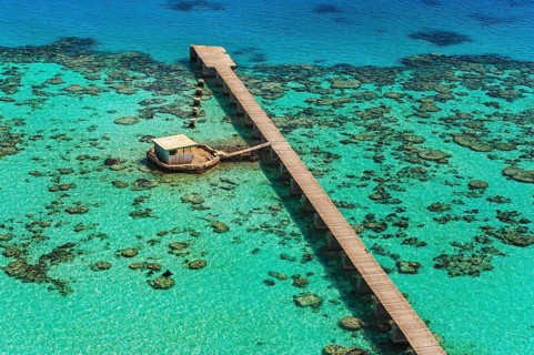 Jetty at the lighthouse on the Sanganeb Atoll