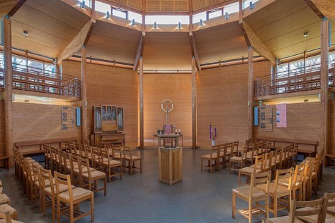 Protestant blessing church in Holzkirchen