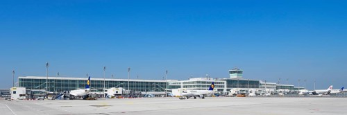 Lufthansa Airbus A 319-100 and Airbus A330-300 Lufthansa