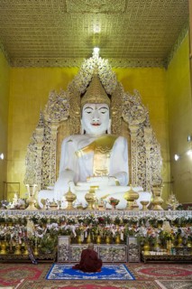 Marble statue of Buddha