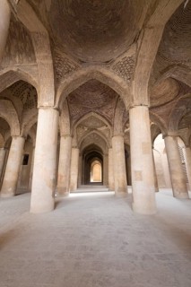 Hall of the Masjed-e Jameh mosque or Friday Mosque