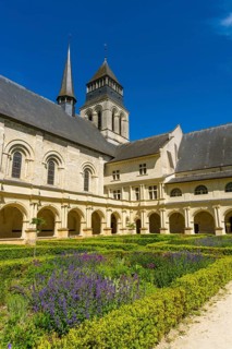 Grand moutier cloister of The Royal Abbey of Fontevraud Abbey
