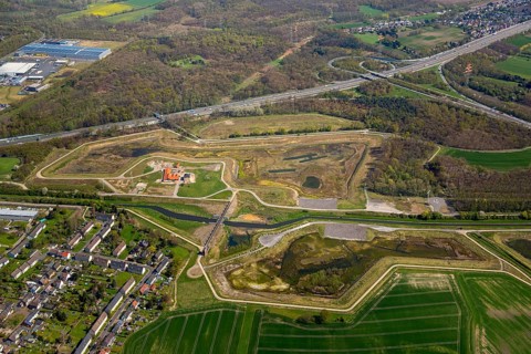 Rainwater retention basin