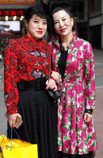 Chicly dressed women shopping at Jie Fang Bei