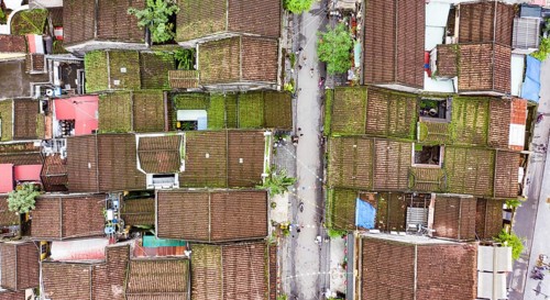 Roofs of old houses with Tráº§n Phu pedestrian road