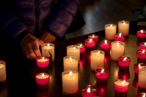 Burning votive candles, Marseille