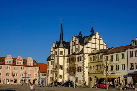 Marketplace with Town Hall