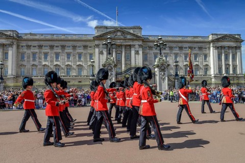 Guards Queen's Guards