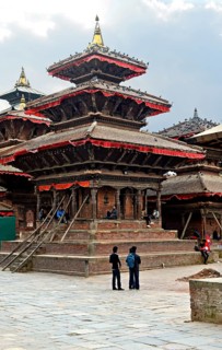 Earthquake-damaged temple on Hanumandhoka Durbar Square