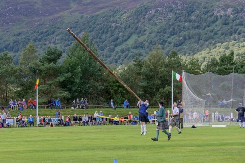 Tossing the caber