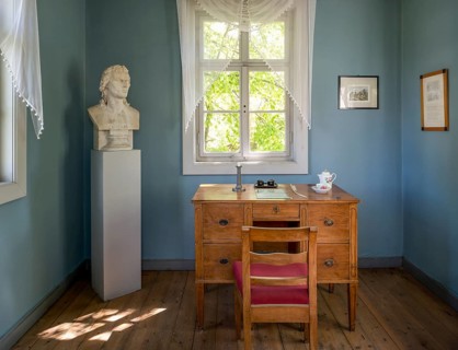 Study in Schiller's Gartenzinne