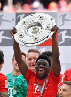 Alphonso Davies FC Bayern Munich