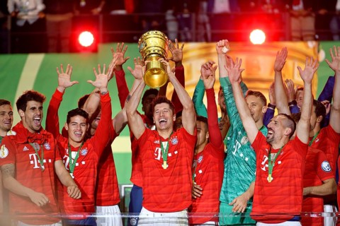 Robert Lewandowski FC Bayern Munich with cup