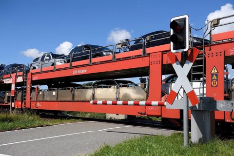 Railroad crossing