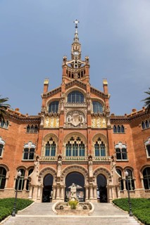 Main entrance of Hospital de la Santa Creu i Sant Pau