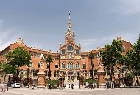 Main entrance of Hospital de la Santa Creu i Sant Pau