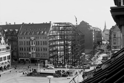 Steel construction for the new exhibition building