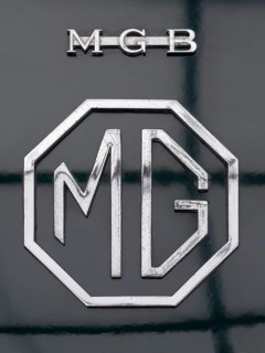 MG emblem on a MGB Roadster 1968