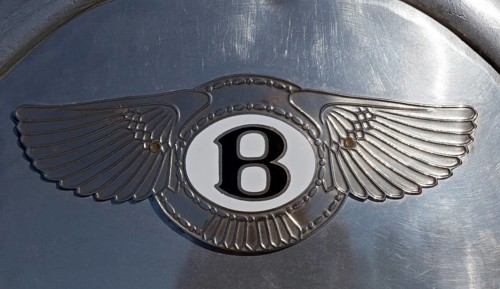 Bentley emblem on an aluminum bodied Bentley 4.5 liter Mother Gun from 1927