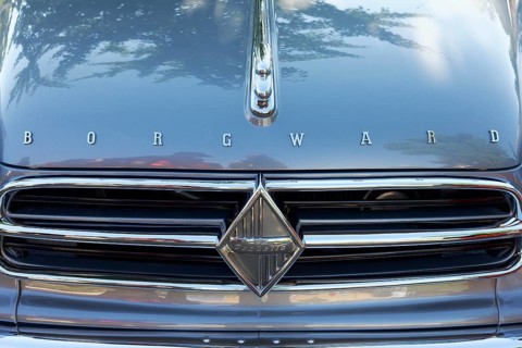 Front of Borgward Isabella cabriolet