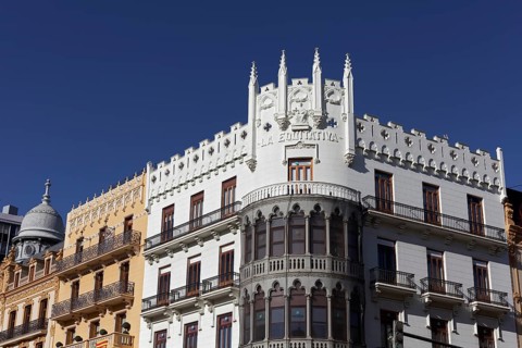 Historical building La Equitativa