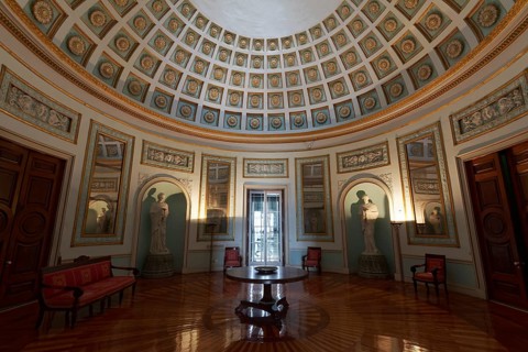 Dome hall or rotunda in the palace St. Michael and St. George