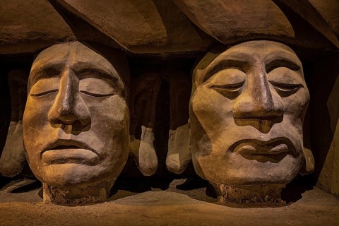 Thousand Buddha Mountain