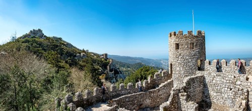 Castle Castelo dos Mouros