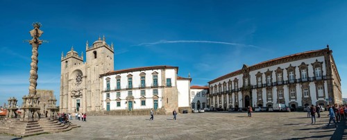 Da Se Cathedral and Manueline Pillory