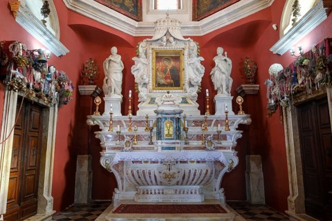 Altar