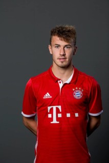 Niklas Dorsch of FC Bayern Munich