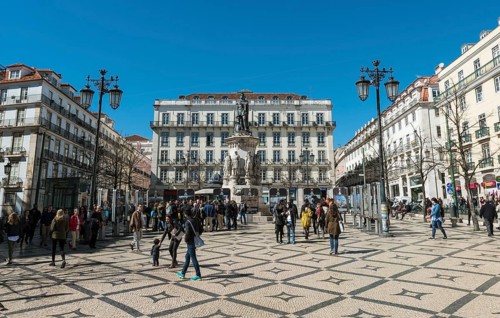 Monument to Luis de Camoes
