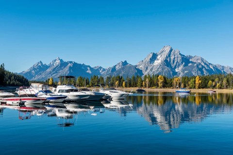 Mountains reflected in the lake