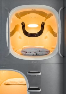 Sleeping capsules in 9hours Hotel