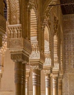 Moorish capitals and columns decorated with arabesques