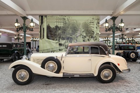 Mercedes Benz