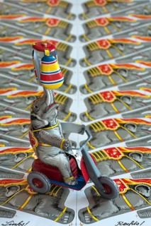 1950s tin toy