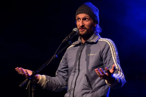 The Swiss singer and songwriter Shem Thomas live at the Schuur Lucerne
