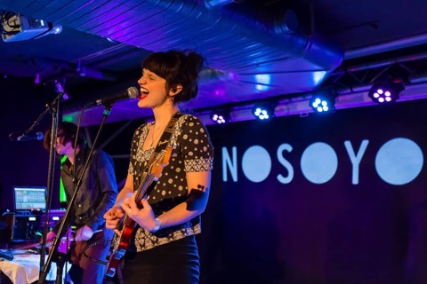 The Dutch-German pop duo Nosoyo with singer Donata Kramarz and drummer Daim de Rijke live in the Schuur Lucerne