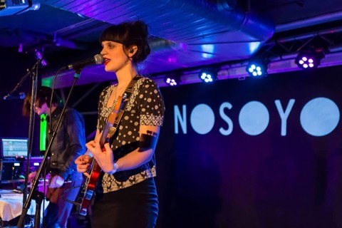 The Dutch-German pop duo Nosoyo with singer Donata Kramarz and drummer Daim de Rijke live in the Schuur Lucerne